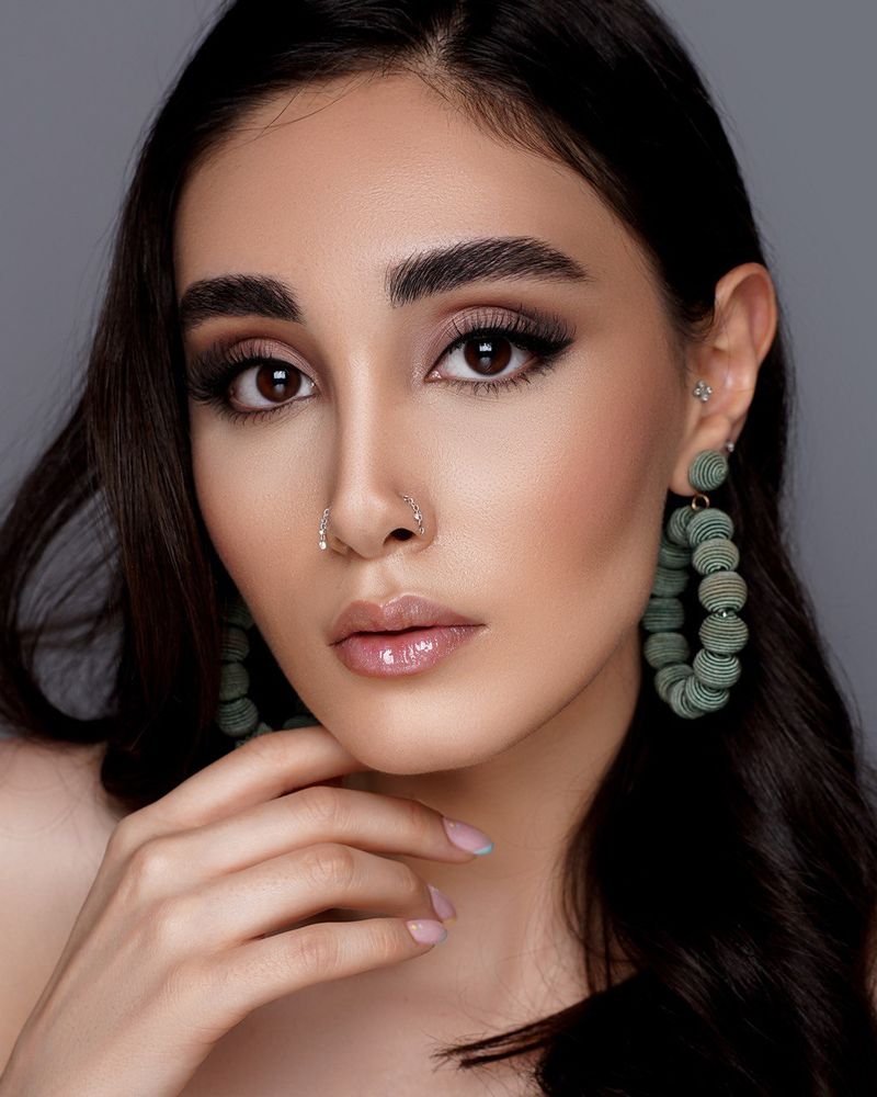 Nikta Professional Makeup Artist Logo