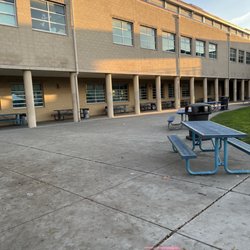 San Leandro High School