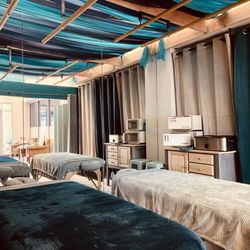 Tranquil Turtle Massage - Tranquil Turtle Massage "Ocean" Room