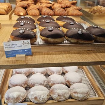 Paris Baguette - Coffee & Tea Near Me - San Diego, California Paris Baguette - Coffee & Tea Near Me - San Diego, California