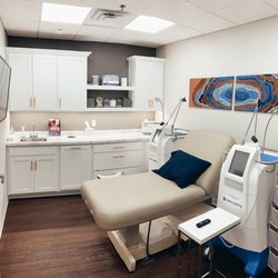 ANEU Medical Spa - Our Coolsculpting room!