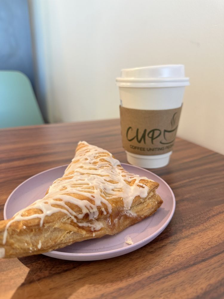 Coffee Uniting People Logo