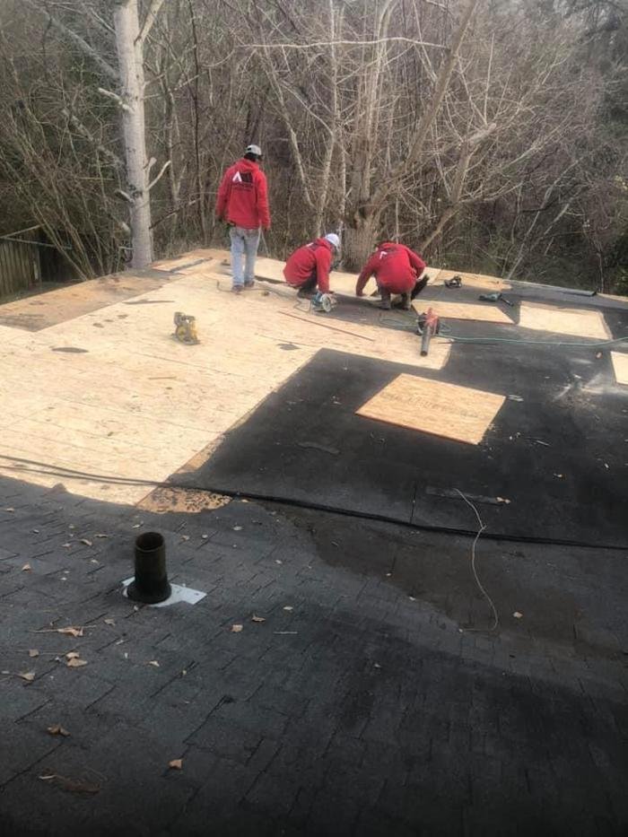 Slide of Jason Vega's Roofing