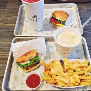 Shake Shack Mall of America - The aerial view - Burgers Near Me - Bloomington, Minnesota Shake Shack Mall of America - The aerial view - Burgers Near Me - Bloomington, Minnesota