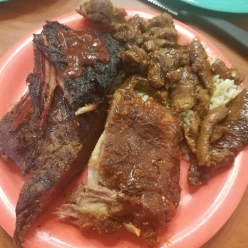 Golden Corral Buffet & Grill - Dried Brisket,(burnt). Pork ribs no sauce and bourbon chicken with rice - Buffets Near Me - Thornton, Colorado Golden Corral Buffet & Grill - Dried Brisket,(burnt). Pork ribs no sauce and bourbon chicken with rice - Buffets Near Me - Thornton, Colorado