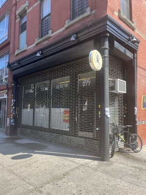 High & Dry Coffee Bar by null