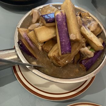 Skyline's Cafe - Eggplant with salted fish and chicken clay pot - Chinese Near Me - Daly City, California
