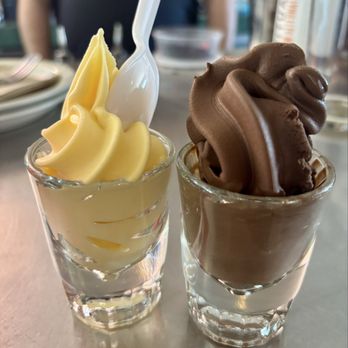 Cosmos Snack Bar - Soft Serve - Pizza Near Me - Reno, Nevada