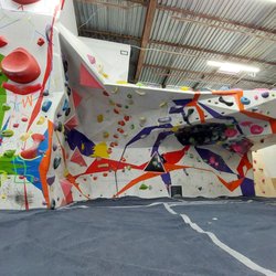 The Boulder Yard - Top-out wall
