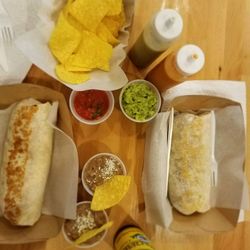 Bien Chido - Burritos, beans, guac, sauces, and a beer!