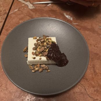 Poeta - Pistacho cheesecake - Italian Near Me - Austin, Texas Poeta - Pistacho cheesecake - Italian Near Me - Austin, Texas