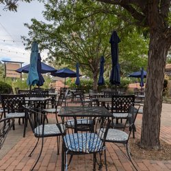 Casa Vieja - Patio seating