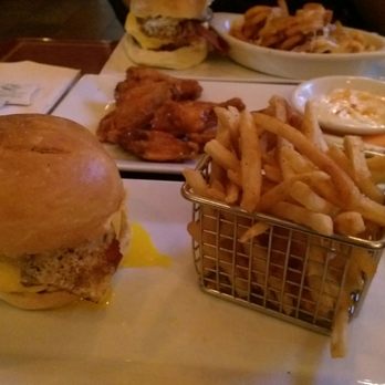 The Bronx Burger House - Burgers Near Me - Bronx, New York The Bronx Burger House - Burgers Near Me - Bronx, New York