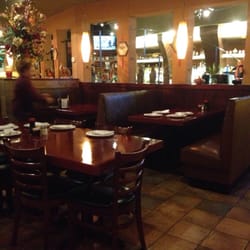 Iron Wok China Bistro - Dining Room area