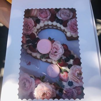 Macarons by Mila Pastry - Custom Cakes Near Me Macarons by Mila Pastry - Custom Cakes Near Me