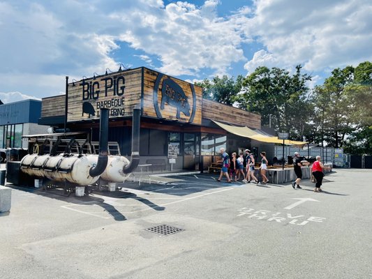 Big Pig Barbecue & Catering by null