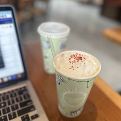 11th Hour Coffee - Strawberry cream latte, Oh my goodness!