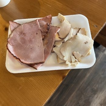 Shawnee's Bates City BBQ - Smoked sliced ham, and smoked sliced turkey - Barbeque Near Me - Shawnee, Kansas Shawnee's Bates City BBQ - Smoked sliced ham, and smoked sliced turkey - Barbeque Near Me - Shawnee, Kansas