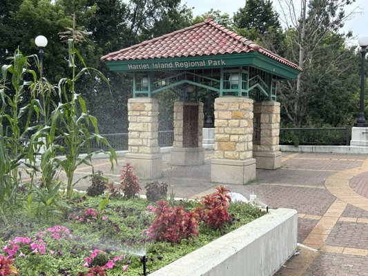 Harriet Island Regional Park by null