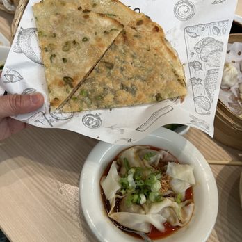 Seven Grams - Scallion Pancake 8pcs and Wonton With Chili Sauce 6pcs - Chinese Near Me - Rancho Cucamonga, California Seven Grams - Scallion Pancake 8pcs and Wonton With Chili Sauce 6pcs - Chinese Near Me - Rancho Cucamonga, California