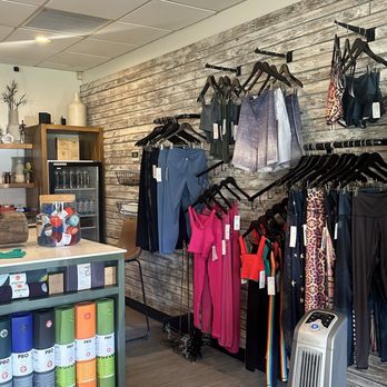 Biltmore Hot Yoga - Yoga Near Me - Phoenix, Arizona