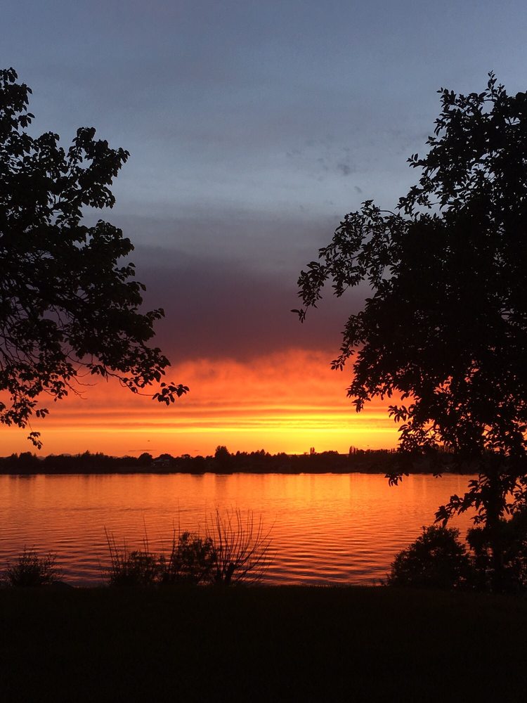 LAKEFRONT RV PARK Updated July 2024 2300 W Marina Dr, Moses Lake