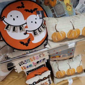 Kohl's - 7/27/2021 - Halloween stuff is starting to appear! - Department Stores Near Me - HILLSBORO, Oregon