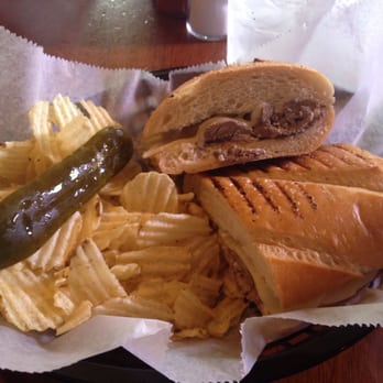 Mitch's Tavern - London broil - Pubs Near Me - Raleigh, North Carolina