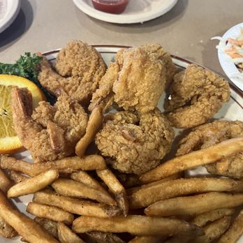 Mike's Bar & Crab House - Shrimp Platter - Seafood Near Me - Riva, Maryland