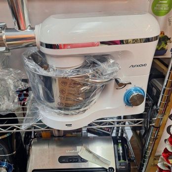 La Yardita Thrift Store - Stand Mixer - Thrift Stores Near Me - Los Angeles, California La Yardita Thrift Store - Stand Mixer - Thrift Stores Near Me - Los Angeles, California