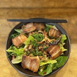Kuji Asian Grill - Pork belly salad