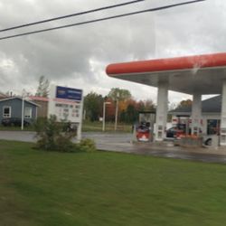 North River Petro Canada Convenience Store & Gas Bar