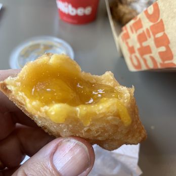 Jollibee - Peach Mango pie - Chicken Shop Near Me - Jacksonville, Florida