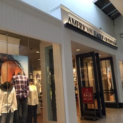 American Eagle Outfitters - Storefront