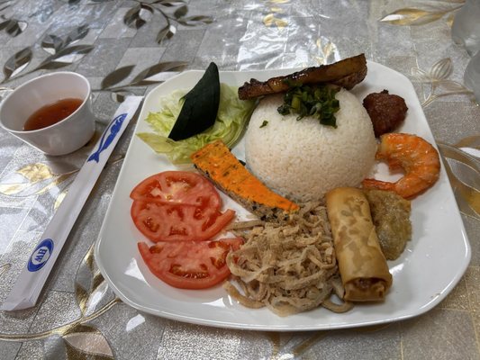 VPho and Pizzeria by null