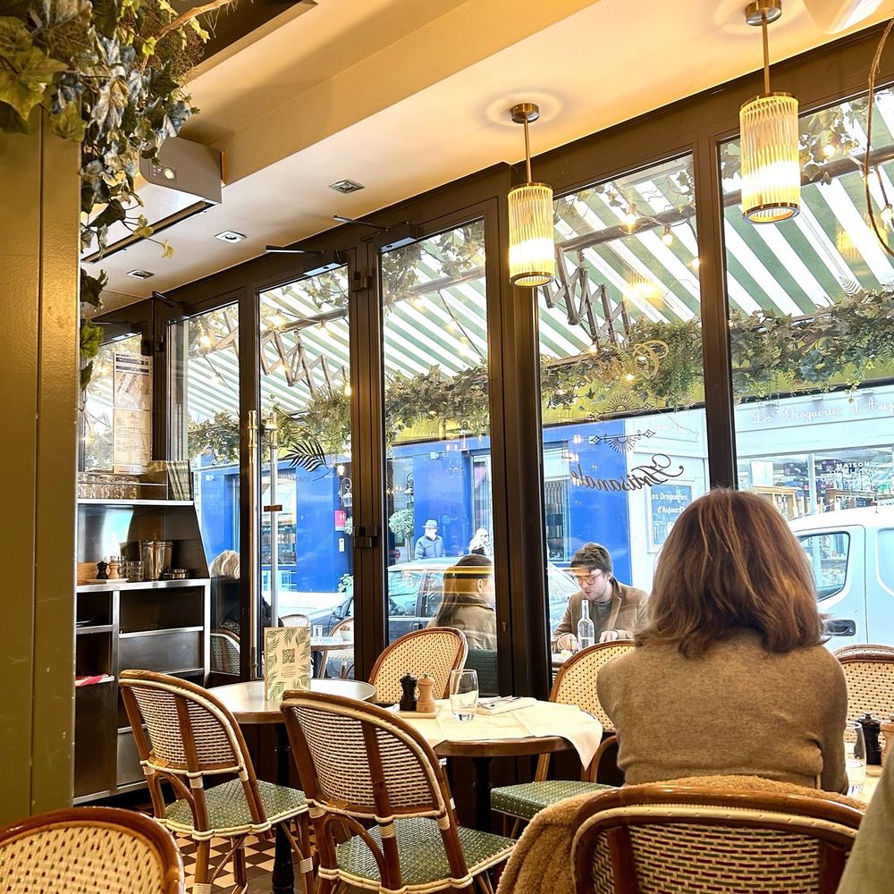 Les Ambassades - Cute interior - French Near Me - Paris, 75 Les Ambassades - Cute interior - French Near Me - Paris, 75