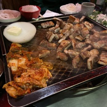 Ssam Tong - Sam Gyup Sal Thick Cut Pork Belly Comb cut - Korean Near Me - Flushing, New York Ssam Tong - Sam Gyup Sal Thick Cut Pork Belly Comb cut - Korean Near Me - Flushing, New York