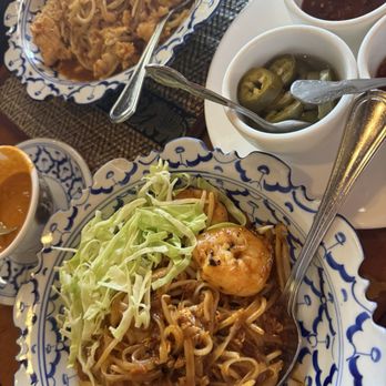 Thai Spices Restaurant - Shrimp pad Thai - Thai Near Me - Lodi, California Thai Spices Restaurant - Shrimp pad Thai - Thai Near Me - Lodi, California