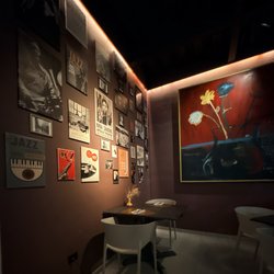 Bistro by Sébastien Agnès