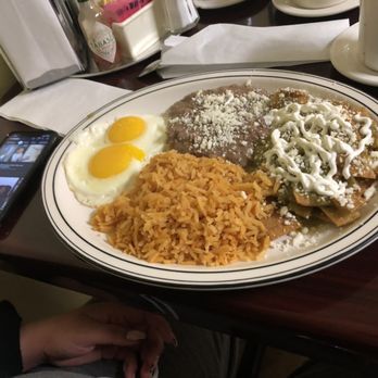 Flo's Coffee Shop - Diners Near Me - El Monte, California