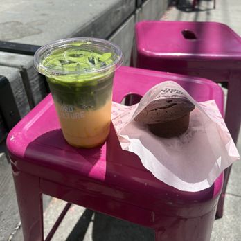 Third Culture Bakery - Berkeley - Mango matcha and ube mochi muffin - Bakeries Near Me - Berkeley, California