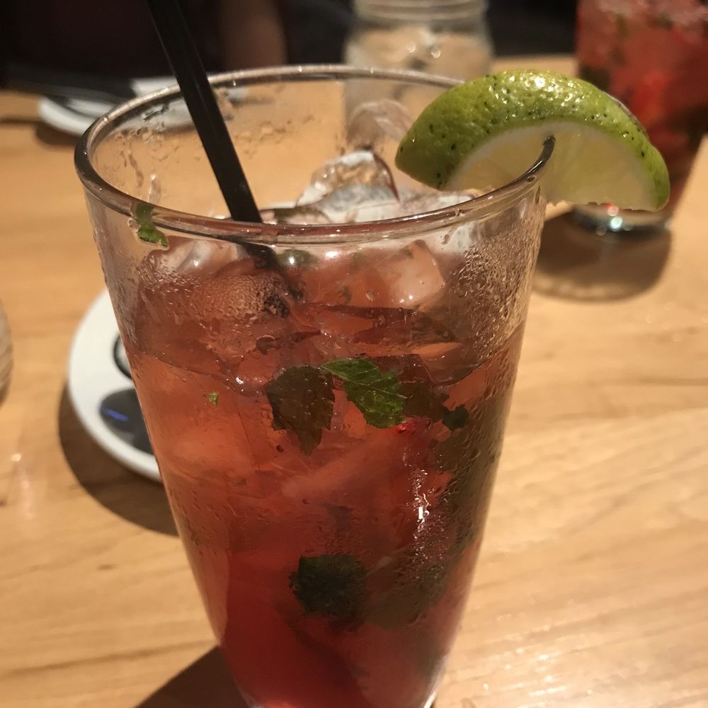 Black Oak Grill - Blood Orange Berry Mojito - American Near Me - Branson, Missouri