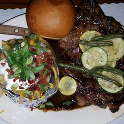 Spotlight Restaurant & Bar - The best steak in Town