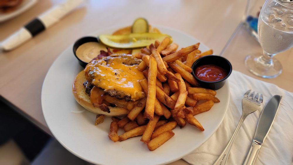 TOP NOTCH BURGERS Updated July 2024 14 Photos & 17 Reviews 70