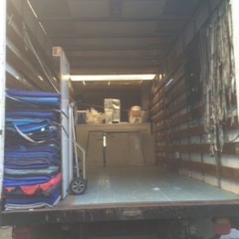 Kama'aina Movers - Empty truck--plenty big for our 2 BR condo move. - Movers Near Me Kama'aina Movers - Empty truck--plenty big for our 2 BR condo move. - Movers Near Me