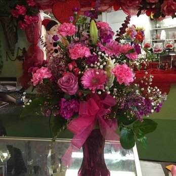 Country Corner Florist - Florists Near Me - Taft, California Country Corner Florist - Florists Near Me - Taft, California
