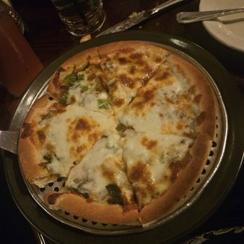 Exchequer Restaurant & Pub - Deep dish personal size veggie pizza - Pizza Near Me - Chicago, Illinois