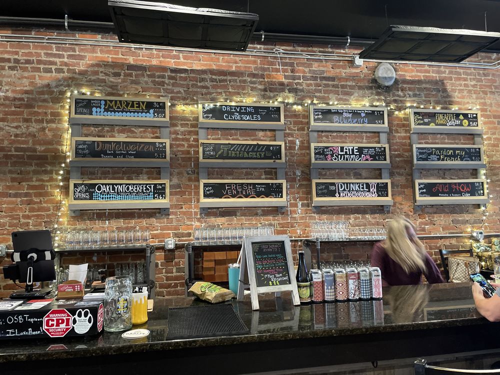 OAKLYN SPRINGS BREWERY Updated September 2024 11 Photos 505 Broad St, FuquayVarina, North