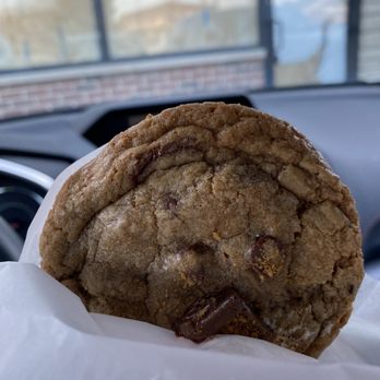 Treat You Batter - Chocolate Chip Cookies - Desserts Near Me - Detroit, Michigan Treat You Batter - Chocolate Chip Cookies - Desserts Near Me - Detroit, Michigan