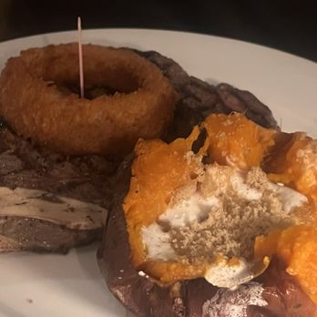 Burbank Smokehouse - Steakhouses Near Me - Burbank, California Burbank Smokehouse - Steakhouses Near Me - Burbank, California
